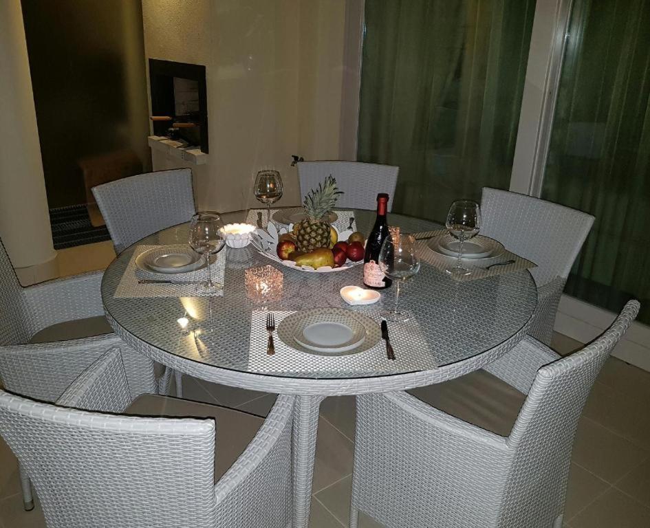 De Luxe Apartments Eden ซีร์มิโอเน ภายนอก รูปภาพ
