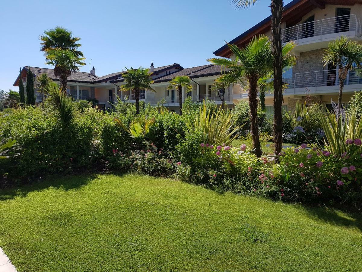 De Luxe Apartments Eden ซีร์มิโอเน ภายนอก รูปภาพ